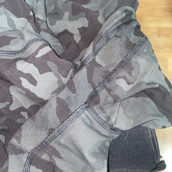 Lululemon Align Leggings Green Camo - Picture 3 of 3